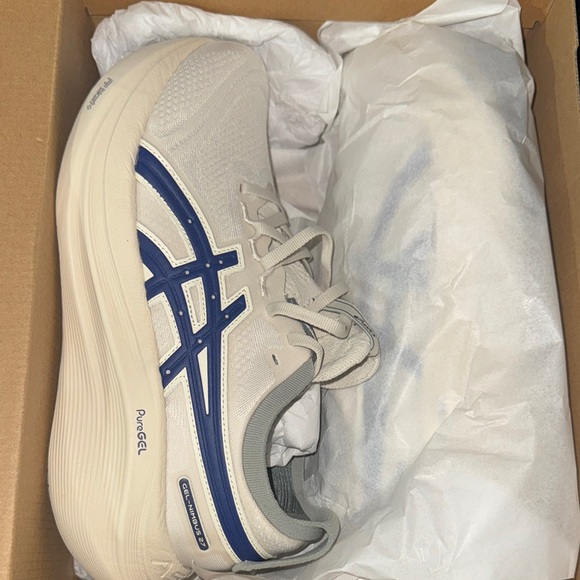 Gel-Nimbus 27 ATC - Picture 1 of 5